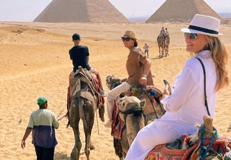8-Day Egypt Christmas Tour: Holiday Special Sights of Egypt 